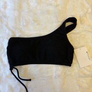 4/$20 🙈 NWT Juniors Salt n Cove Black One-Shoulder Bikini Top